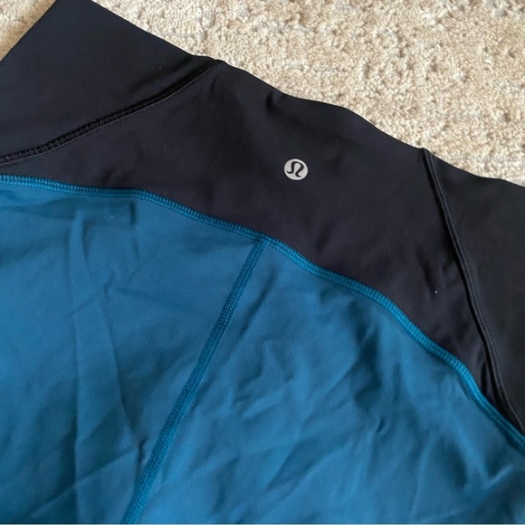 Lululemon Train Times Short 6" in Nile Blue / Black Biker Shorts Teal: Size 10 - Picture 10 of 10